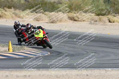 media/Nov-16-2025-Race Pace (Sun) [[8c5fa54630]]/Non Verified Riders (1st 20 Minutes)/2-Turn 10 (1010am)/